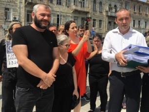 zviad-kupravam-da-zaza-saraliZem-premieris-saxelze-gamouZiebeli-saqmeebi-Seitanes