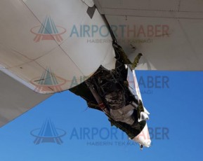 stambolSi-aTaTurqis-aeroportSi-erTmaneTs-ori-samgzavro-TviTmfrinavi-Seejaxa