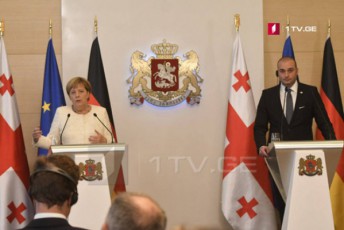 Cemi-saqarTveloSi-vizitis-dros-daaxloebiT-199-mln-evros-Rirebulebis-or-xelSekrulebas-moewereba-xeli
