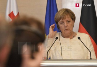 angela-merkeli-saqsoniaSi-momxdar-incidentze---Jurnalistebs-unda-hqondeT-Tavisufali-saqmianobis-saSualeba