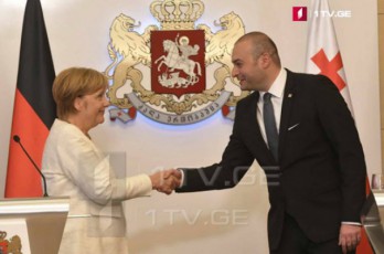ucxouri-media---merkelma-saqarTvelos-premieri-daarwmuna-rom-germania-gaagrZelebs-ruseTTan-dialogs-saqarTvelos-separatistul-regionebSi-jarebis-yofnis-sakiTxze