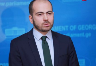 Cveni-valia-afxazeTSi-arsebul-mZime-viTarebaze-xmamaRla-vilaparakoT