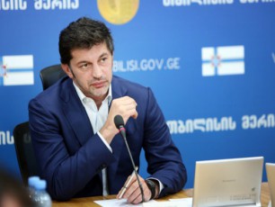 kaxa-kalaZe-yvelaferi-rac-sportisgan-Sors-aris-gverdze-unda-gadavdoT
