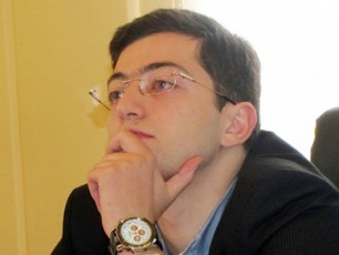 premier-mamuka-baxtaZes-praqtikulad-mTeli-amerikuli-politikuri-da-samoqalaqo-elita-maspinZlobs