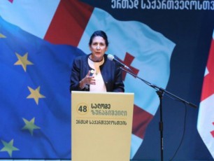 salome-zurabiSvili-saqarTvelo-regionebis-gareSe-aris-erT-didi-Tavkombala-Tbilisi