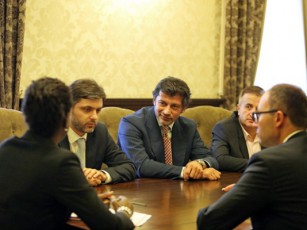 dedaqalaqis-meri-evropis-sainvesticio-bankis-warmomadgenlebs-Sexvda