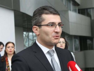 mamuka-mdinaraZe-yifianis-Cvenebidan-kidev-erTxel-dasturdeba-rom-es-iyo-dadgmuli-speqtakli