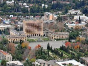 ruseTs-afxazebi-ar-ainteresebs-saqarTvelos-SemadgenlobaSi-unda-dabrudnen---rusi-blogeri