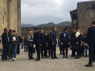 mcxeTaSi-sveticxovlobaze-baxtaZe-da-kalaZe-erTad-gamoCndnen