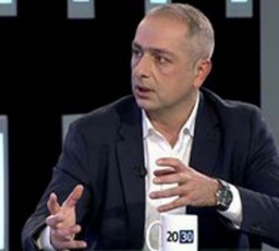 minda-gamovexmauro-guSin-SabaTis-kurierSi-gasul-siuJets-romelic-morig-sicrues-da-binZur-piar-kampanias-emsaxureba