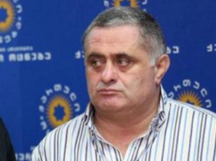 viqtor-jafariZe-cixeSi-mirza-subelianTan-Sexvedras-adasturebs---araseriozulad-miviCnie-mirzas-saubari