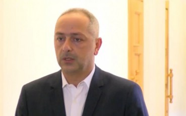 ra-fabrikaciebic-movismineT-rusTavi-2-sgan-sxvadasxva-sakiTxebze-guSin-gavrcelebuli-Canawerebis-identoba-kiTxvas-aCens-da-mis-mimarT-ndoba-ver-meqneba