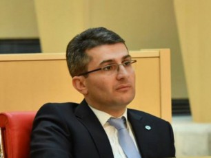 mamuka-mdinaraZe-Zalian-maRali-albaTobiT-saqme-gvaqvs-ormag-SantaJTan