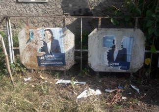 yvarelSi-salome-zurabiSvilis-saarCevno-plakatebi-daazianes