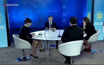 cacia-var-da-marcxena-mxridan-daviwyoT--ivaniSvilis-Sexvedra-JurnalistebTan