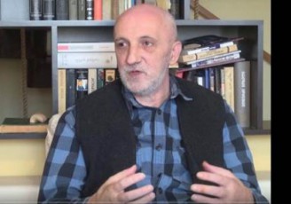 irakli-kobaxiZe-aris-fasadze-gamofenili-ucnauri-feris-bairaRi