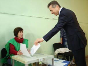 biZina-ivaniSvilma-sakuTari-arCevani-ukve-gaakeTa