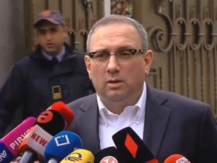 es-iyo-Zalian-gulRia-Sexvedra-Cvens-sulier-mamasTan-Zalian-brZen-kacTan-romelmac-yvelas-Segvaxsena-rom-mTavaria-saqarTvelos-da-misi-mTlianobis-interesebi