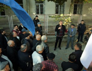 beqa-odiSaria-Cven-axla-vdgavarT-zRvarze--siZulvilis-da-SurisZiebisken-wavideT-Tu-wavideT-win