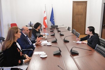 UNICEF-gansakuTrebiT-dadebiTad-afasebs-saqarTvelos-mTavrobis-iniciativas-socialurad-daucveli-bavSvebisaTvis-daxmarebis-gazrdis-Taobaze