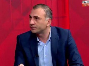 saakaSvilis-partiis-wevrebi-ise-arian-xelketebs-lamis-prezervativebi-wamoacvan---elisaSvili