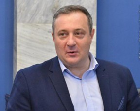 dRevandeli-pensionerebisTvis-unda-gadavdgaT-Sesabamisi-nabijebi-romelic-pirvel-rigSi-exeba-pensiis-indeqsacias-anu-pensiis-zrdis-mibmas-ekonomikur-parametrebze