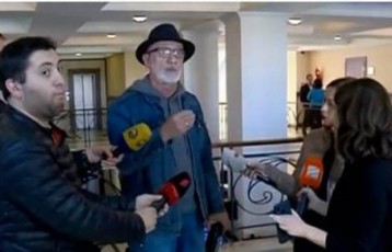 gabrZandiT-aqedan-damanebeT-Tavi---xaindravas-rusTavi-2-is-Jurnalists-isev-daupirispirda