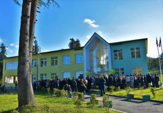 ozurgeTis-sofel-WanieTSi-Tanamedrove-standartebis-Sesabamisi-skola-aSenda