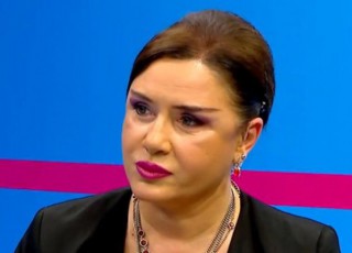 Tavs-uflebas-vaZlev-sruli-pasuxismgeblobiT-vTqva--maka-razmaZe