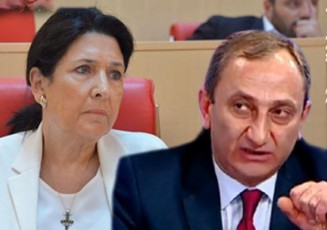bondo-mZinaraSvili-didi-imedi-maqvs-rom-meore-turSi-qarTveli-xalxi-mxars-dauWers-salome-zurabiSvils