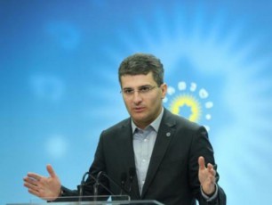 mamuka-mdinaraZe-nacionalur-moZraobas-aqvs-informacia-rom-xval-premieri-seriozul-iniciativas-gaaxmovanebs