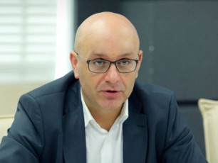 Savi-sia-waiSleba-magram-banki-ise-iolad-kredits-veRar-gascems-rogorc-adre-gascemda---finansTa-ministri