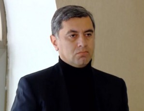 axal-revolucias-ra-davarqvaT--kartofilebis-revolucia-Tu-Camowerili-valebis-revolucia