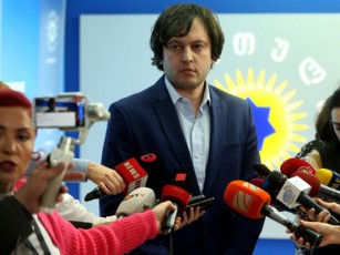 irakli-kobaxiZe--saakaSvili-rusul-interesebs-atarebda-2008-wels-da-imaves-akeTebs-dResac-amaze-muSaobs-Skliarovi