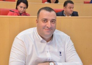 rati-ionaTamaSvili-Cvens-gverdiT-myofi-adamianebi-amayoben-Cveni-simamaciT