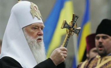 mivmarTav-Zmebis-mkvlelebs---axal-kaenebsdamaleT-Tqveni-xmali-da-saxlebSi-dabrundiT---filareti-rusebs