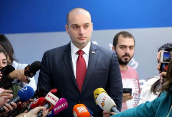 vavaleb-Sss-s-da-TiToeul-policiels--premieris-gancxadeba-arCevnebTan-dakavSirebiT