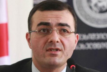 gadavdivar-prezidentis-administraciis-xelmZRvanelad