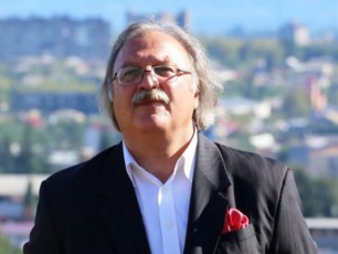 grigol-vaSaZe-prezidentis-inauguraciaze-sadac-undaT-iq-Caataron-es-Sou