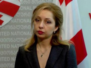 CvenSi-uWkuoba-ukve-tradiciad-iqca---nino-kalandaZe