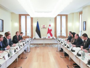 saqarTvelos-prezidenti--estoneTis-premier-ministrs-Sexvda