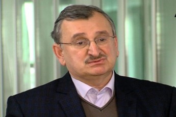 kidev-kargi-saaTi-esrola-da-ara-qoSi