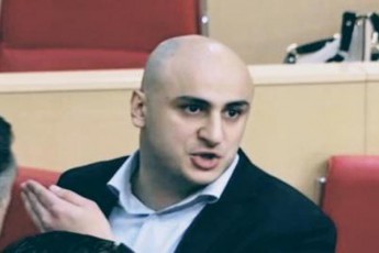 uflebadamcveli-nika-melias-acra-gaukeTeT-cofze-Torem-Tqvenc-gadagedebaT