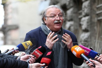 grigol-vaSaZe-Cven-davamxobT-am-xelisuflebas-kanonieri-gziT