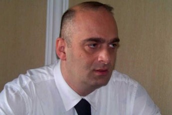 sandro-bregaZe-kirkitaZes-da-lifsitebs-rom-daerieT-aba-melias-an-vaSaZis-dakaveba-gabedeT