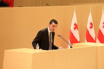 Sinagan-saqmeTa-ministrs-saparlamento-umravlesobis-wevrebma-xoravas-saqmis-Sesaxeb-dausves
