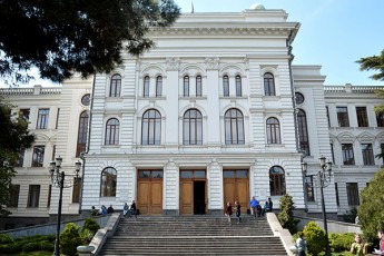 literaturuli-konkursis-Semodgomis-legendis-dajildoebis-saRamo