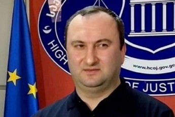 bedis-ironia-levan-murusiZes-uvado-mosamarTled-niSnaven