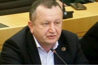 -xalxi-kargi-cxovrebis-gamo-ki-ar-eweva-sigarets-aramed-sanerviulo-aqvs-Zalian-bevri