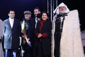 salome-zurabiSvilma-bavSvebs-prezidentis-naZvis-xeze-zugdidSi-umaspinZla